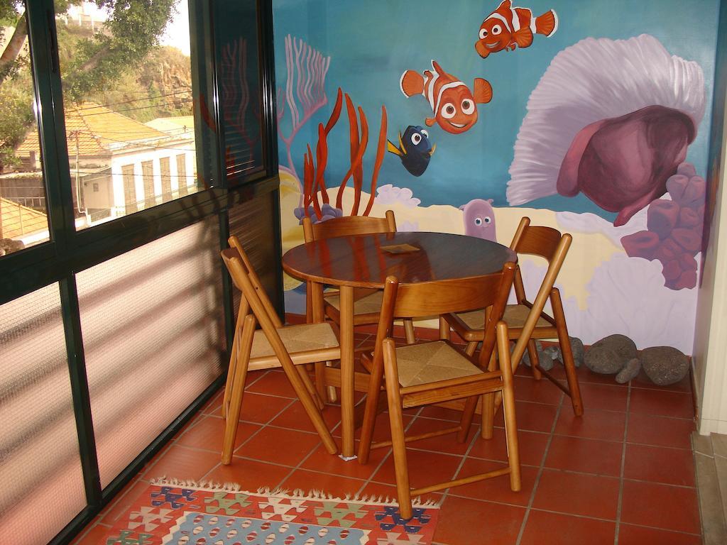 Apartamento Capela Фуншал Стая снимка